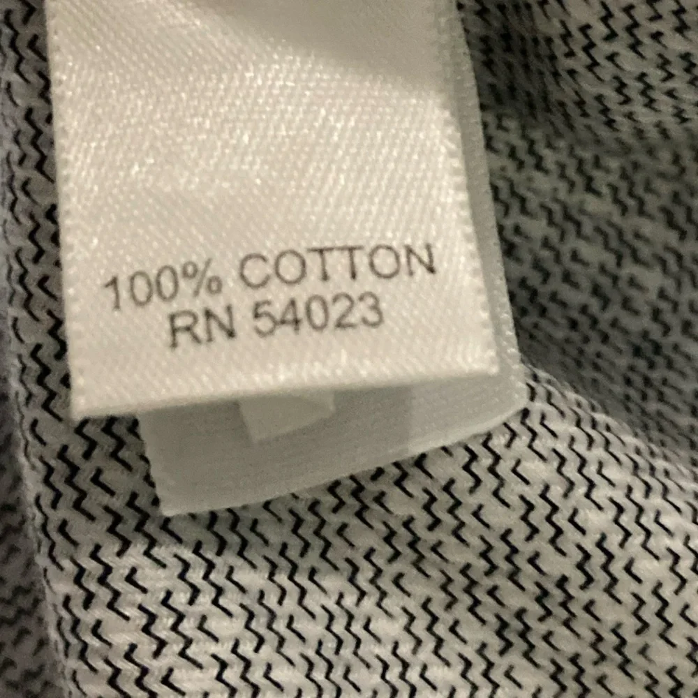 Banana Republic Men’s Large Non Iron‎ Slim Fit Button Down Shirt
